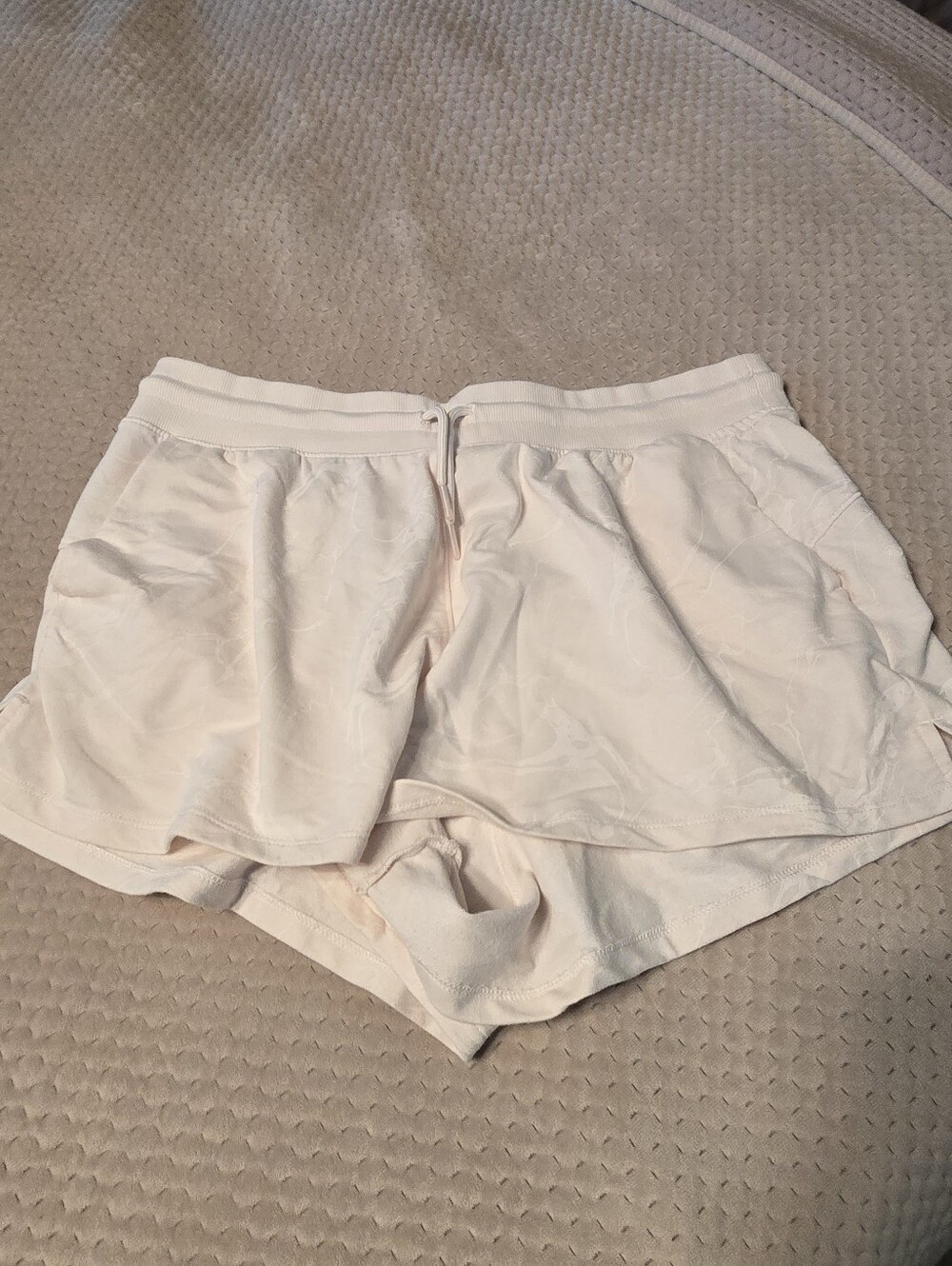 all in motion Light Cream Athletic Skort Shorts